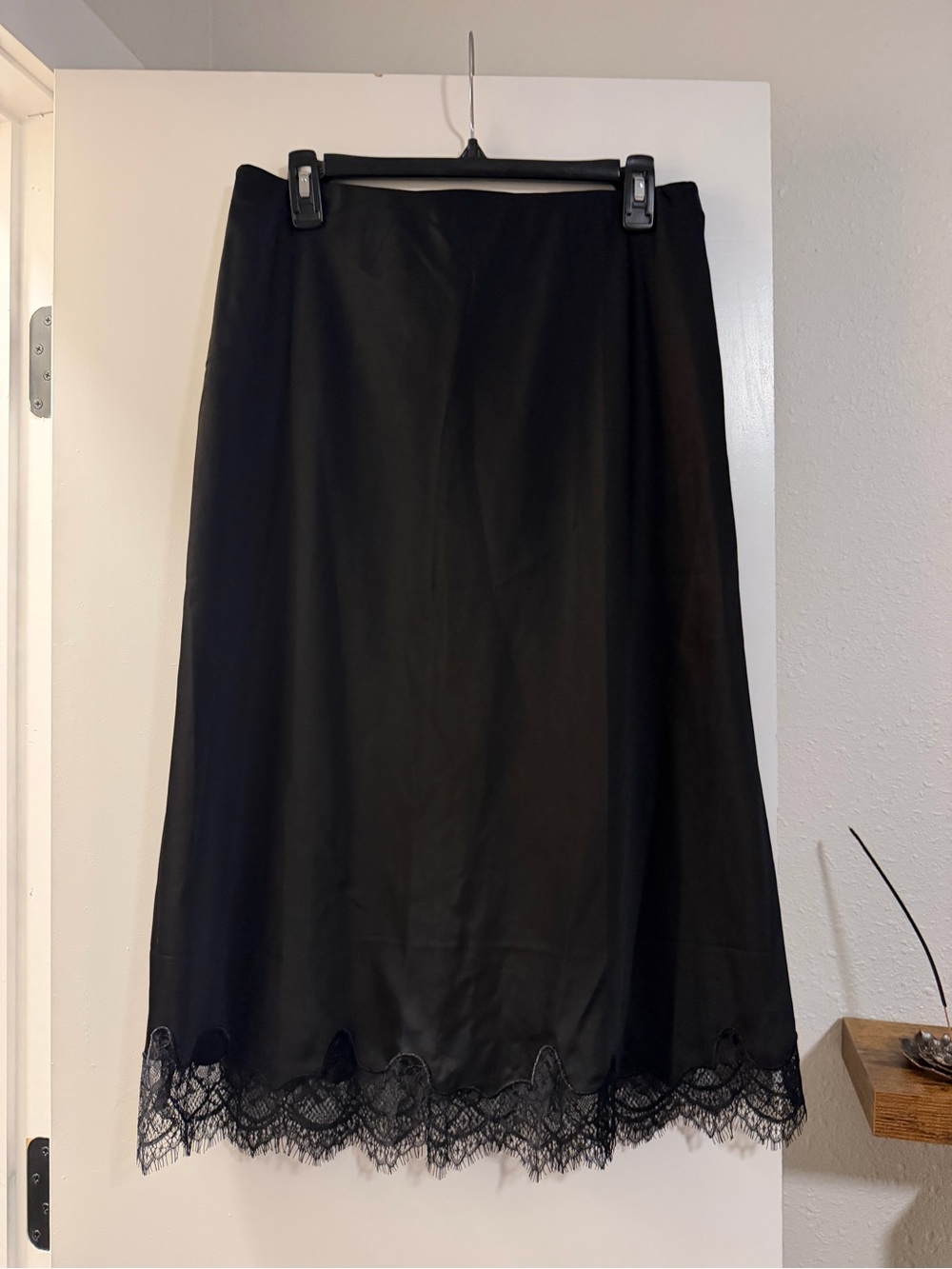 H&M Black Lace-Hem Women’s Skirt